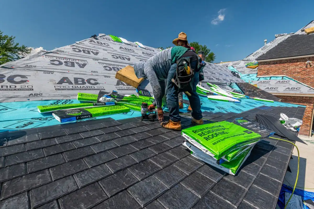 Emergency Tarping in Tampa, FL